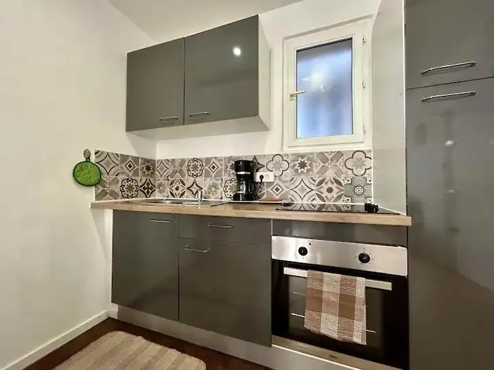 Au Coeur De La Plaine : La Vie Locale Apartment Marseille