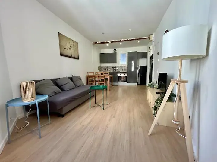 Apartament Au Coeur De La Plaine : La Vie Locale Marsylia